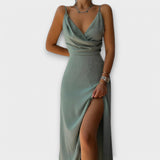 Vestido Elegante com Decote em V