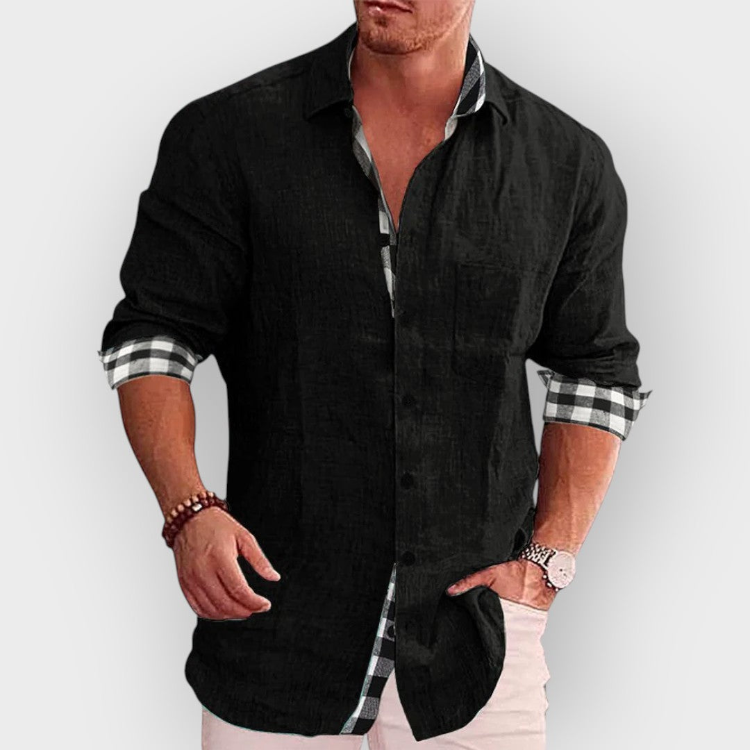 Camisa masculina com mangas xadrez