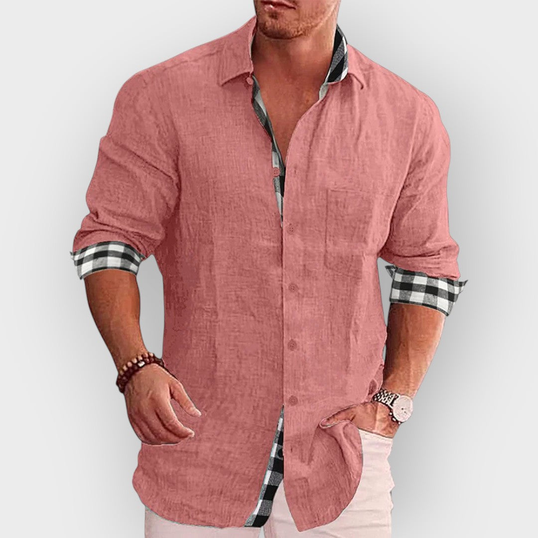 Camisa masculina com mangas xadrez